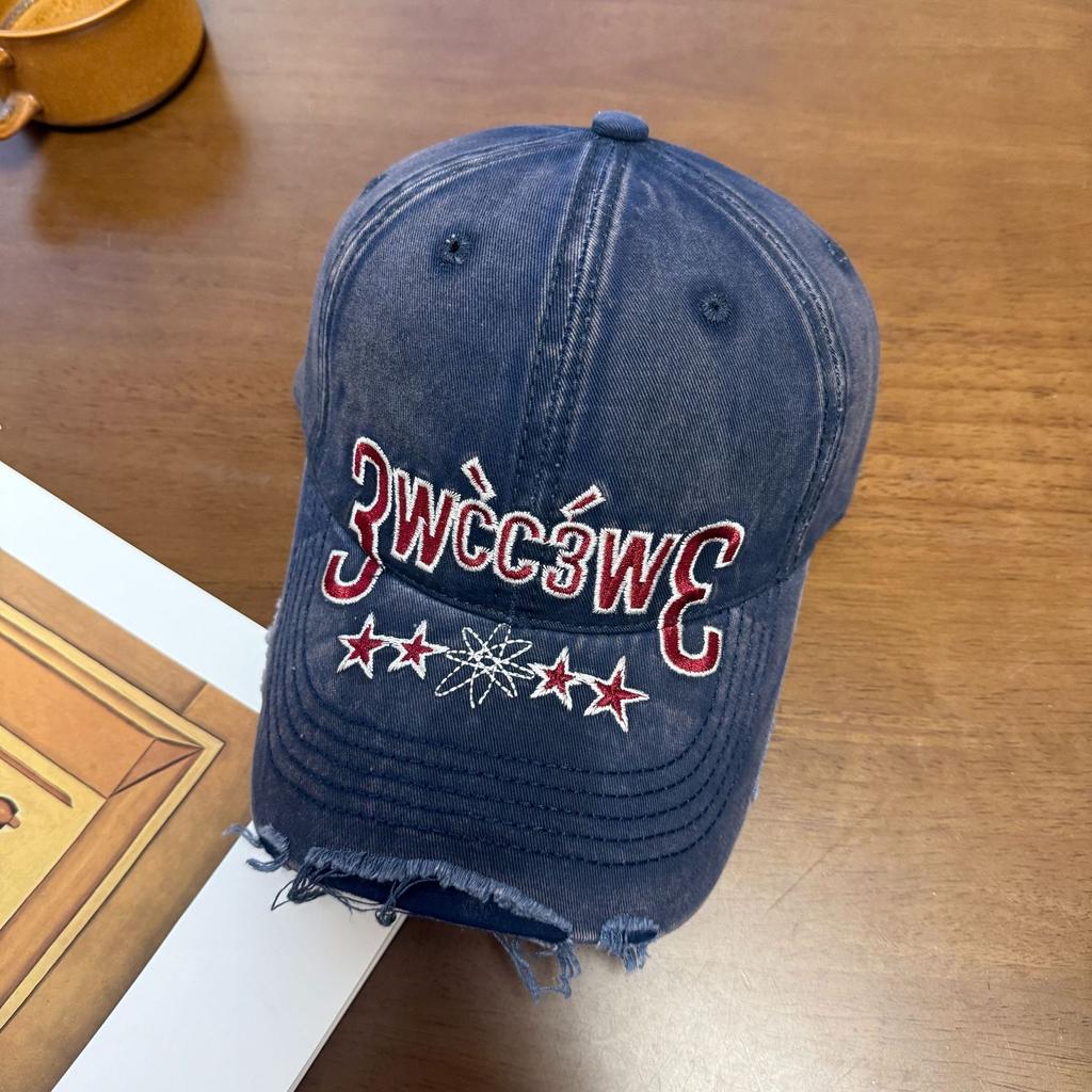 American retro letter baseball cap for women, fashionable distressed versatile wide-brimmed cap for large head sizes, makes the face look smaller,