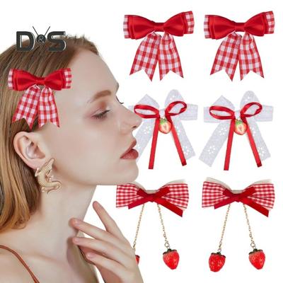 3 Paar Haarspangen mit Erdbeerschleife und rotkarierten Haarnadeln, rutschfeste Zähne, Weihnachts-Haarschmuck für Frauen und Mädchen