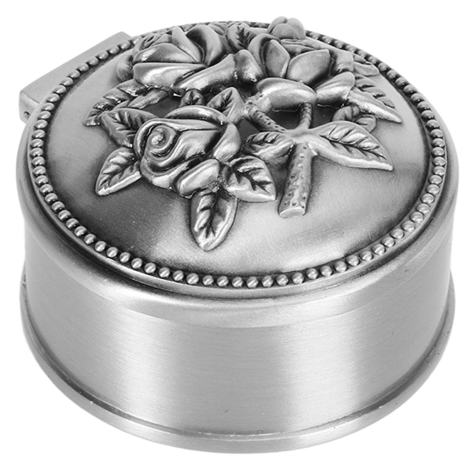 

Винтажная металлическая шкатулка для украшений с резным узором в виде розы, круглая шкатулка для безделушек с мягкой бархатной подкладкой для колец