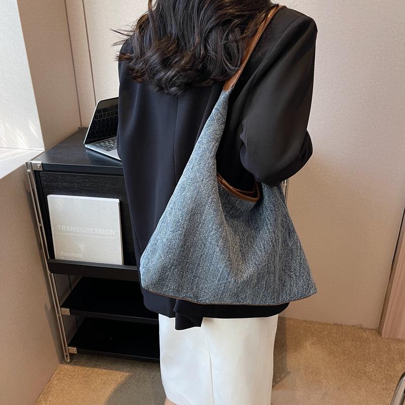 Denim Hobo Bag Large Capacity Shoulder Bag Women's Casual Handbag Everyday Style