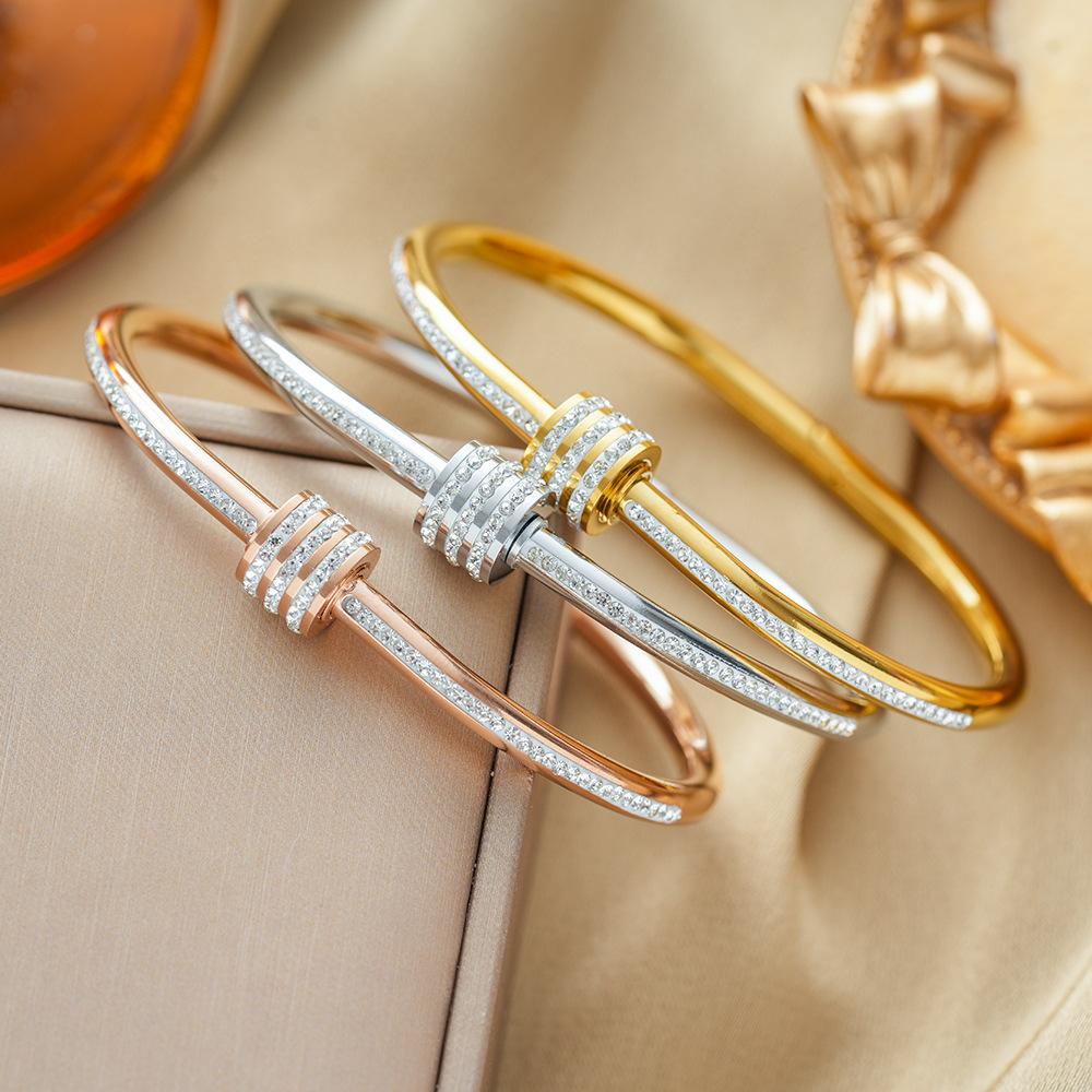 Zlacený náramek manžeta Měděný materiál Kámen z kubické zirkonie Rhodiovaný Velikost nastavitelná manžeta Náramek Dívčí móda Dárky