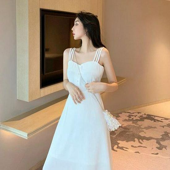 2026 French Hepburn-Style Petite Black Spaghetti Strap Dress for Women