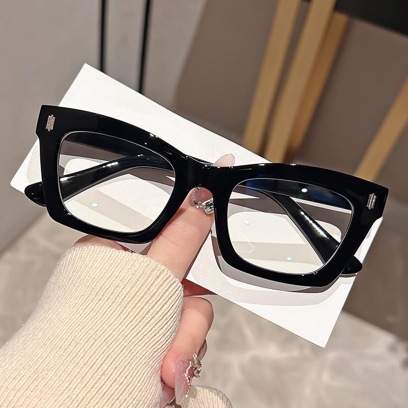 Square Frame Transparent Glasses Retro Fashion Computer Glasses Decoration Non-Prescription Flat Mirror Glasses for Men and Wome