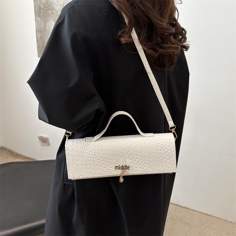 Exquisite 2025 Solid Color Casual Buckle Large Capacity Stylish Crossbody Baguette Women's Bag