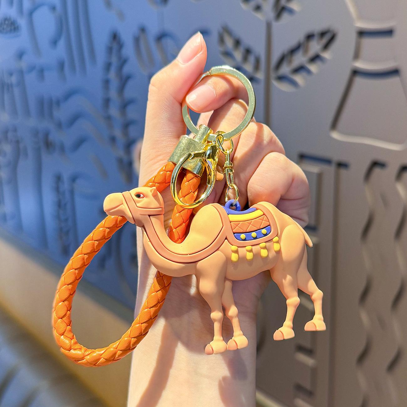 

Animation Camel Doll Pendant Keychain Exquisite Artificial Camel Auspicious Animal Keyring For Women Backpack Accessories Key Ring OneSize