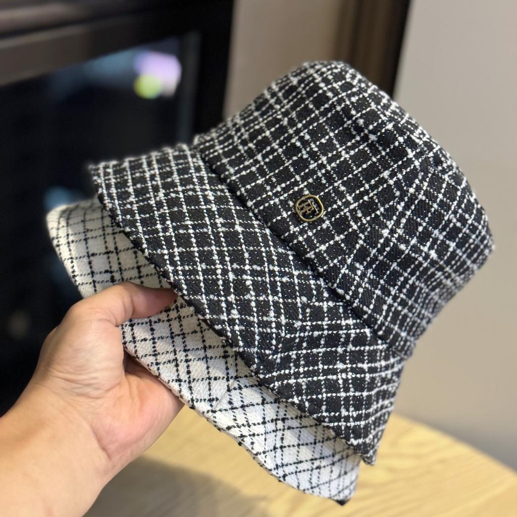 Korean Style Xiaoxiang Style Pattern Black Fisherman Hat Women's Casual Retro All Match Basin Hat Temperament Showing Face Small Bucket Hat