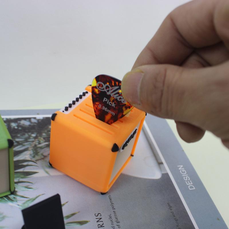 1:12 Miniature Dollhouse Guitar, Ukulele & Plectrum Storage Box