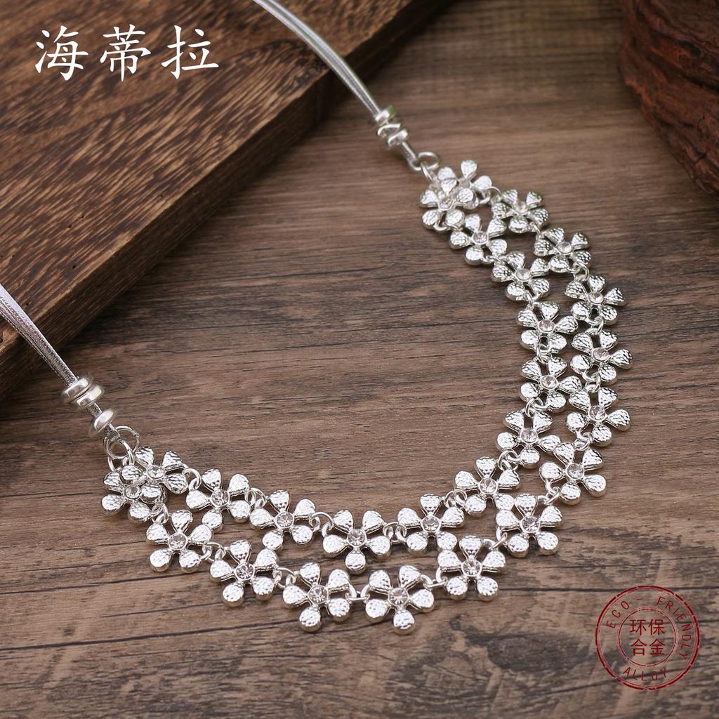New Metal Point Diamond Flower Stacked Necklace, Women's High-end Double-layer Flower Stacked Banquet Necklace