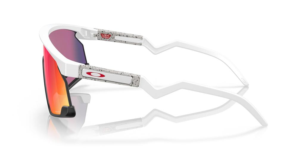 Oakley OO9280 BXTR Matte White Road 39 Sunglasses, Frame/Prizm Lens,