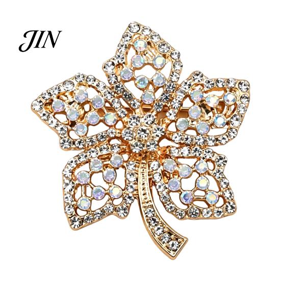 Electroplated Brooch Maple Leaf Brooch, 3D Hollow Design Lapel Pin with Solid Metal Rhinestones, Anti-exposure Electroplating Badge for Coats золотистый