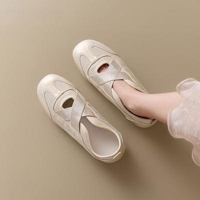 New Chinese Ballet Style Little White Shoes Women 2025 Popular New Popular Streamer Style Ins Trendy Cool Versatile Single Shoes