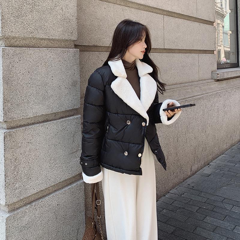 2025 Winter New Down Cotton Jacket Women's Ins Hong Kong Style Thickened Padded Jacket Short Loose Lambswool Cotton Jacket
