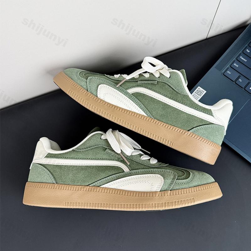 Lightweight Casual Board Shoes Men's Autumn New Vintage Comfortable Vulcanized Shoes Outdoor Non Slip Fashion Lace Up Sneakers