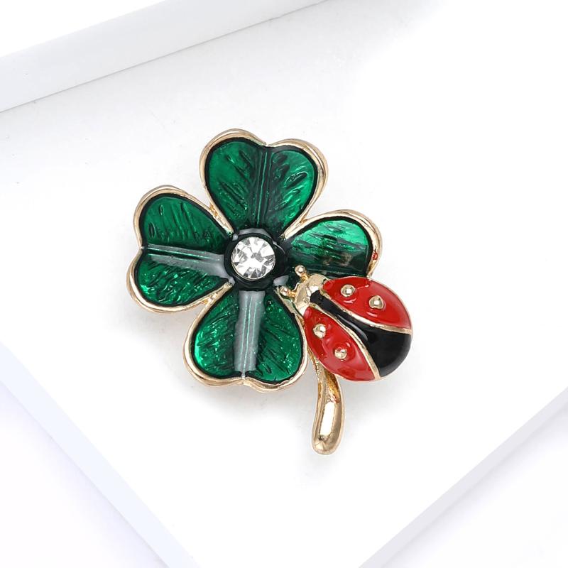 Fashion Enamel Ladybug Four Leaf Clover Brooches For Women Unisex 2-Color Enamel Grass And Beetle Brooch Pins Gifts