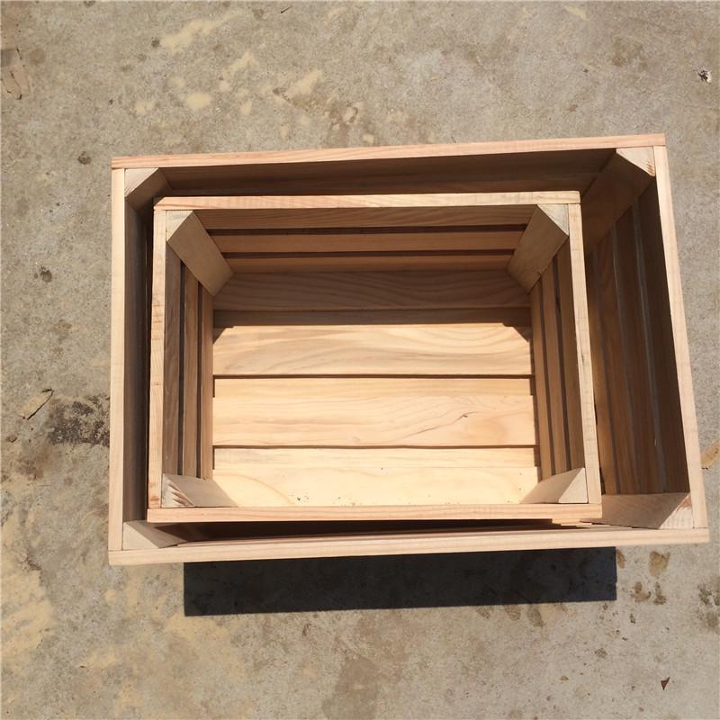 Reinforced Solid Wood Retro Storage Crate for Display and Storage