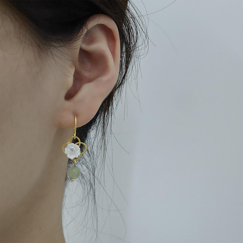 Hetian Jade White Flower Earrings Celebrity Court Style Camellia Ear Hook Hollow Four-Leaf Clover Zircon Flower Earrings