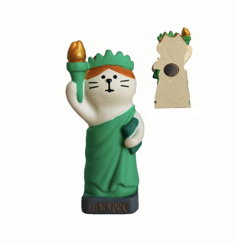 Japanese cat refrigerator sticker, grocery zakka cute bread coffee shop decoration gift miniature resin ornament