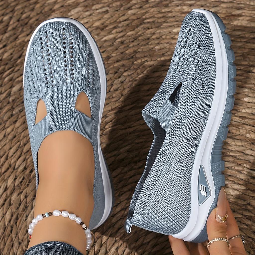 Breathable Mesh Slip-On Flat Sports Shoes for Women, Lightweight and Comfortable Casual Footwear Suitable for Parks, Summer Vacations, Women Shoes