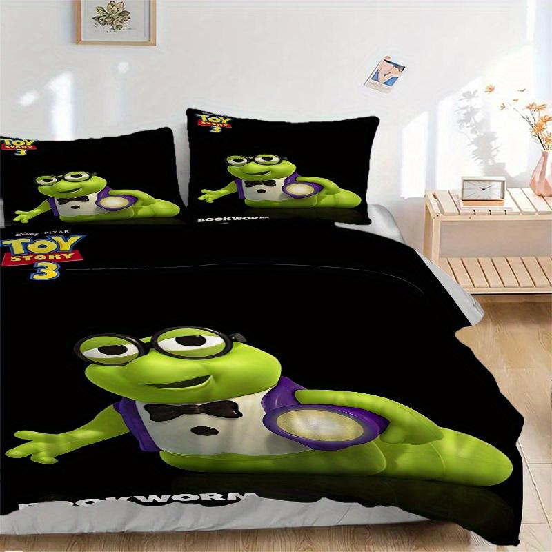 3pcs Toy Story 3 Bookworm Bedding Set - Includes Quilt Cover and Pillowcases, Suitable for All Seasons, Machine Washable - Ideal Gift for Family 135x200cm