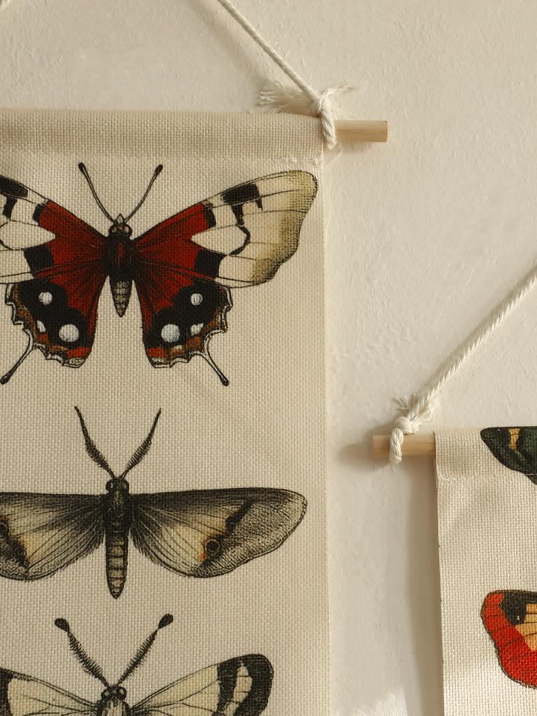 1pc Vintage Boho Butterfly Moth Wall Art Tapestry, Cotton Banner with Tassels – Rustic Nature Home Decor for Living Room Bedroom