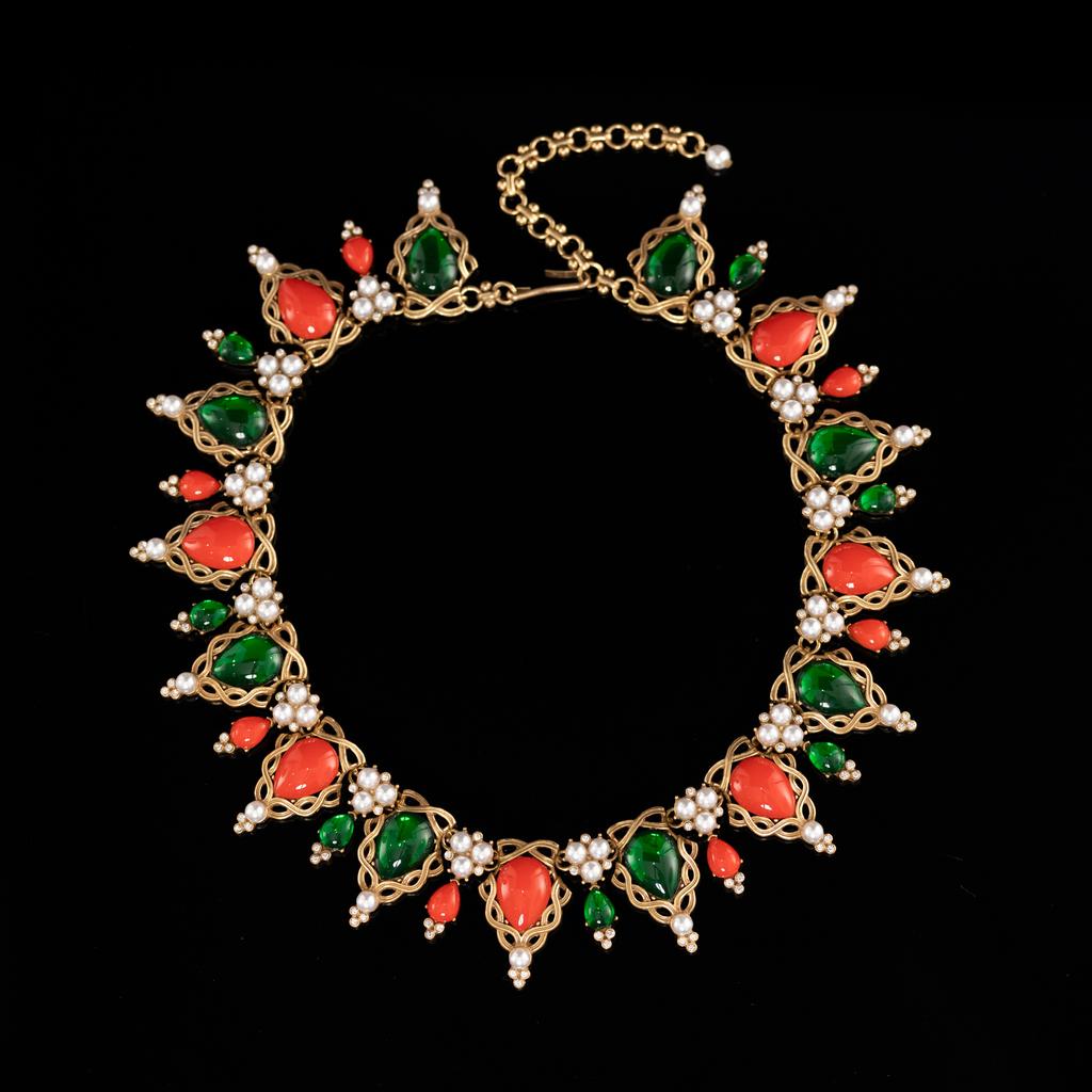 Direktlieferung Mittelalterlicher Vintage Schmuck Nischen Design Französische Retro Schlüsselbein Kette Halskette Halskette Neu