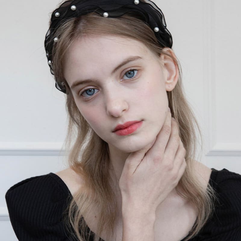 

Жан Поль Кларисс Ободок для волос с жемчугом и оборками JP-22-118HB ASH VIOLET