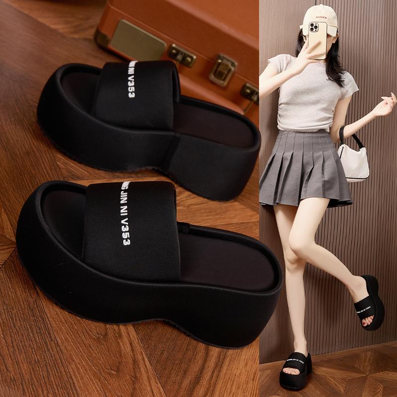 Thick-soled Sandals Women's 2025 Spring and Summer New Heightening Shoes Fashionable Outer Wear Sandals Versatile Non-slip and Non-smelly Feet Half