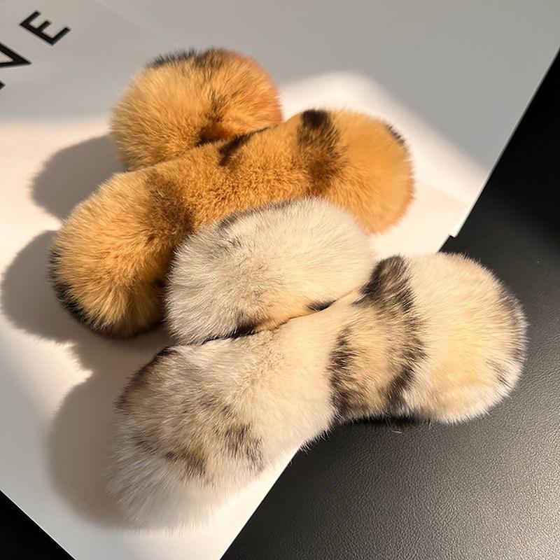 Faux Fur Big Crab Hair Clips Rabbit Large Hairpins Head Temperament Clips Cute Plush Hair Scratching Ponytail Hair Claws