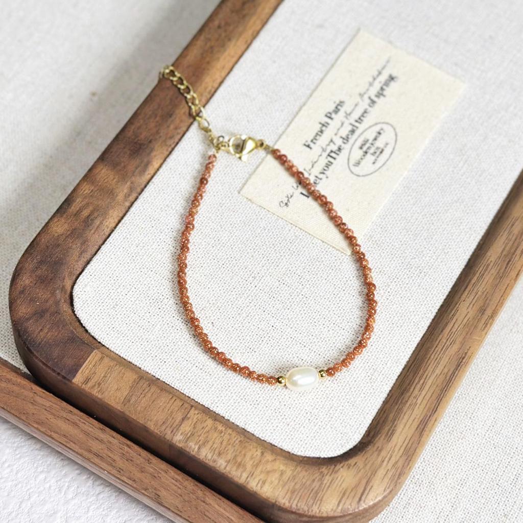 Elegant Freshwater Pearl & Natural Stone Beaded Bracelet for Women, Ultra-Fine, Versatile Hand Jewelry.