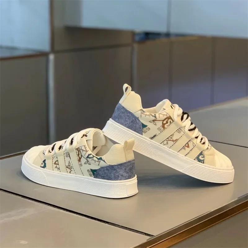 Men's Skateboard ShoesTrendy Flat Shoes  New Fashion Anti Slip Durable Lightweight Outdoor Sports Casual Shoes Running