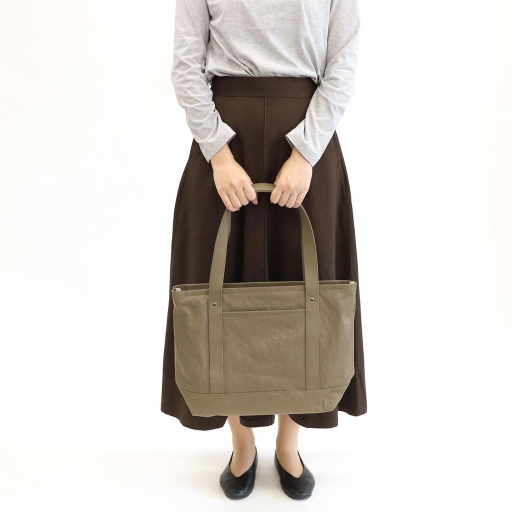 [Root] Sailight Tote M KONBU Twill (Olive)