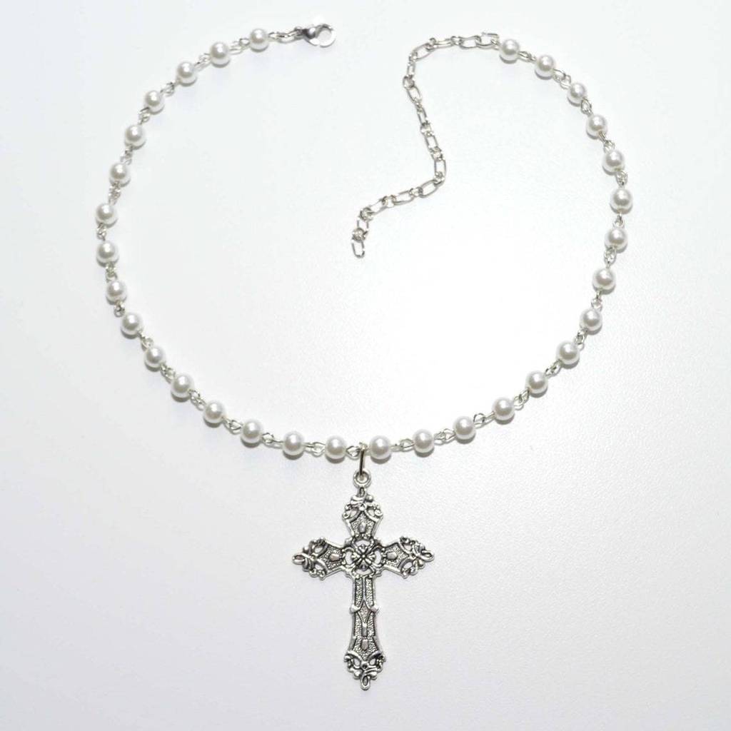 Cross Pendant Necklace With Pearl Chain And Geometric Alloy Design For Fashion Jewelry Enthusiasts