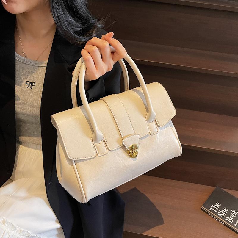 Fashion Handbag New Versatile Small Square Bag Casual Shoulder Bag