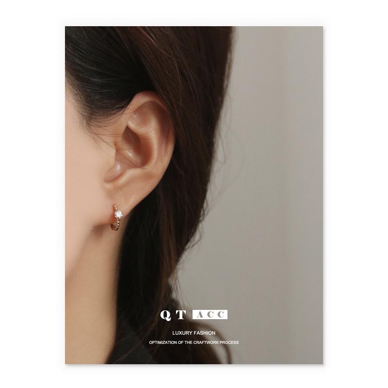 

Gold/White Gold Plated Minimalist Zircon Inlaid Mini Earrings and Ear Clips for Women золотой