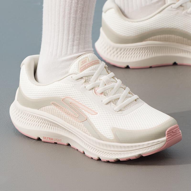 Skechers Women's GO'7/24 Running Shoes