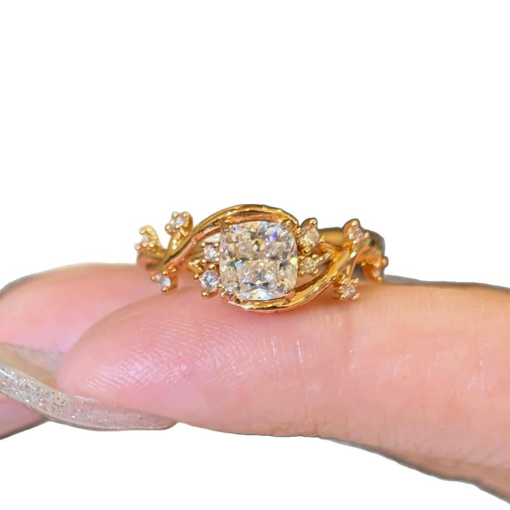 Flowers Bloom In The Middle Of Summer, Square Diamonds Flash, Vine Wraps, Yellow Diamond Rings, Women'S High-End Sugar Cube Colored Treasure Rings