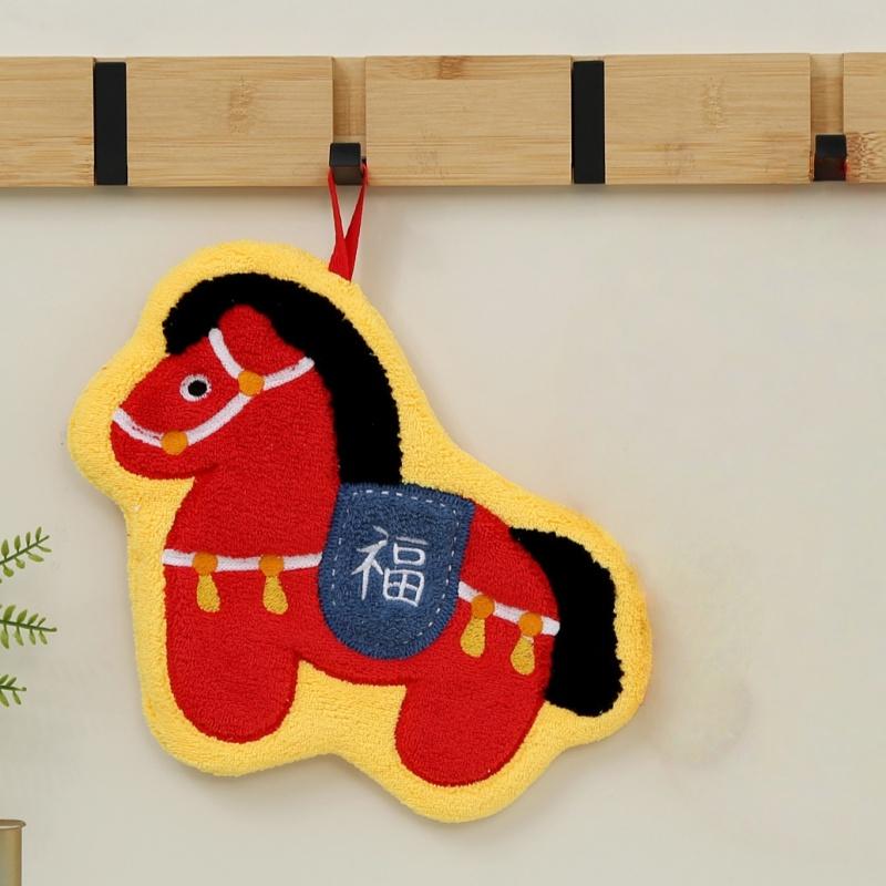 

Cartoon Cute New Year Pony Hand Towel Coral Fleece Home Kitchen Bathroom Wipes Horse Thickened Hanging Absorbent Towels красный