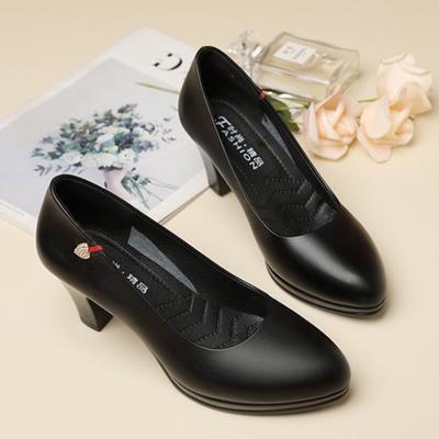 Fashion Zapatos Women Classic High Quality Black Patent Leather Spring Slip On Square Heel Shoes for Office Work Lady Beige Pumps Fa447