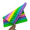1 Stück 12x12 & 12+12 Multiplikations- und Additions-Pop-Spielspielzeug, Macaron-Silikon-Mathematik-Einmaleins-Lernschreibwaren-Lernspielzeug