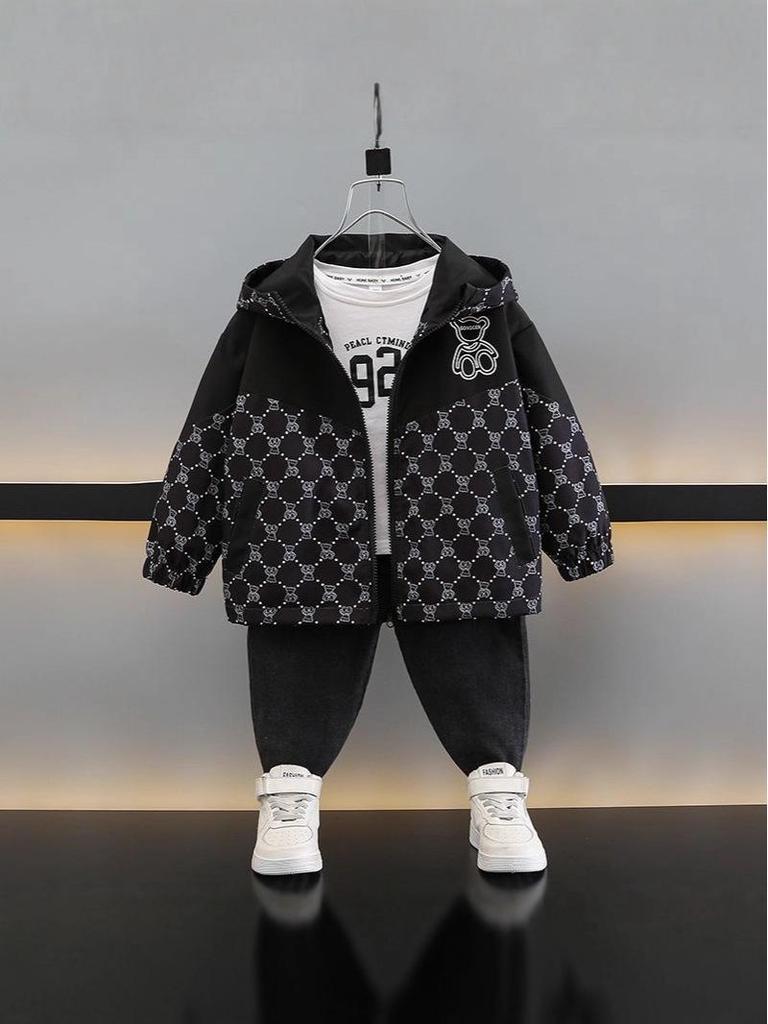 2025 Boys' Korean-Style Spring Jacket: Handsome, Cool Streetwear Windbreaker for Kids