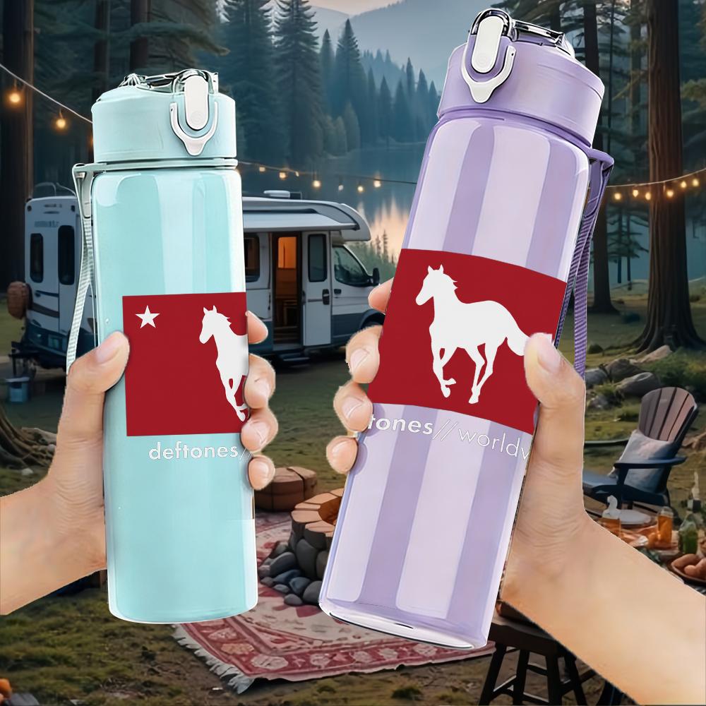 1PC Red Horse Minimalist Western Flag Print 750ml Portable Sports Water Bottle Leakproof Gym Outdoor Travel Drink Cup