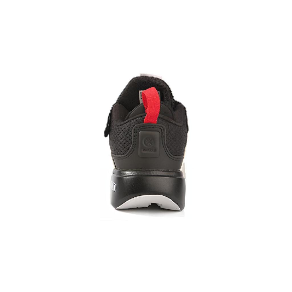 Li Ning Kids Wudao Trendy Comfortable Sports Breathable Lightweight Casual Shoes Kids Casual Shoes White Black YKCQ146-1