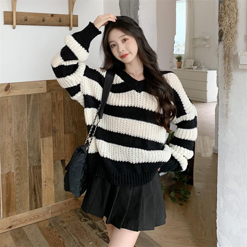 

Sweater women s spring and autumn lazy retro gentle wind soft waxy design sense niche striped versatile knitted top tide one size fits all