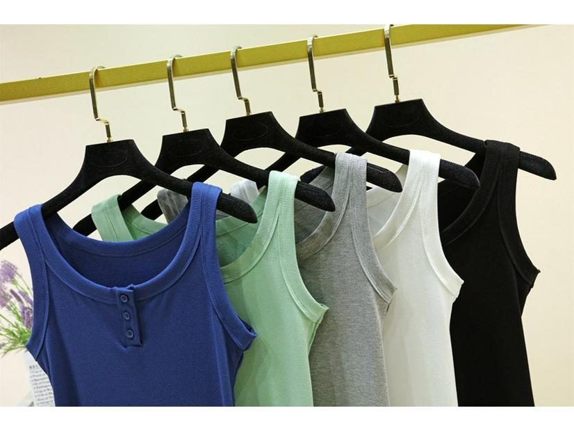 Women's Slim Fit Round Neck Sleeveless Camisole Top - Stretchy, Solid Color, Anti-Exposure Inner Wear