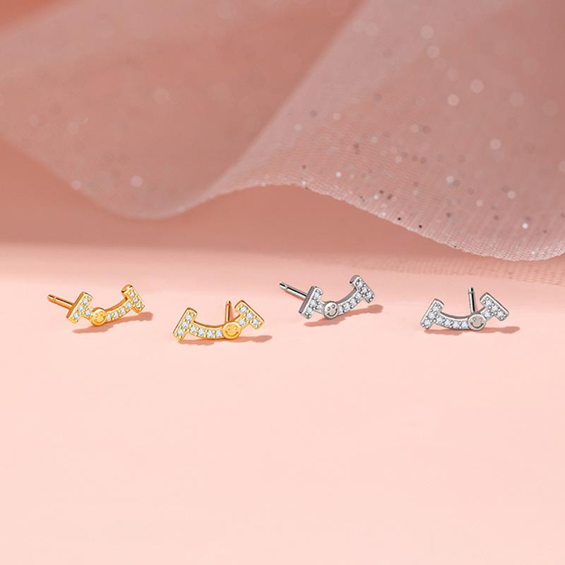 Smile Stud Earrings Women's Minimalist Niche Design Sense Geometric Earrings Xia Yang Ear Hole Flash Diamond Earrings