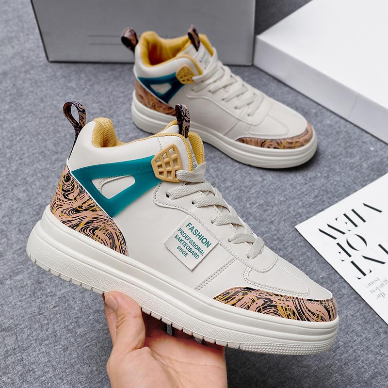 Casual High Top Small White Shoes Men's and Women's Thick Sole Elevating Sports Shoes Skates Comfortable Deodorant Sports Shoes