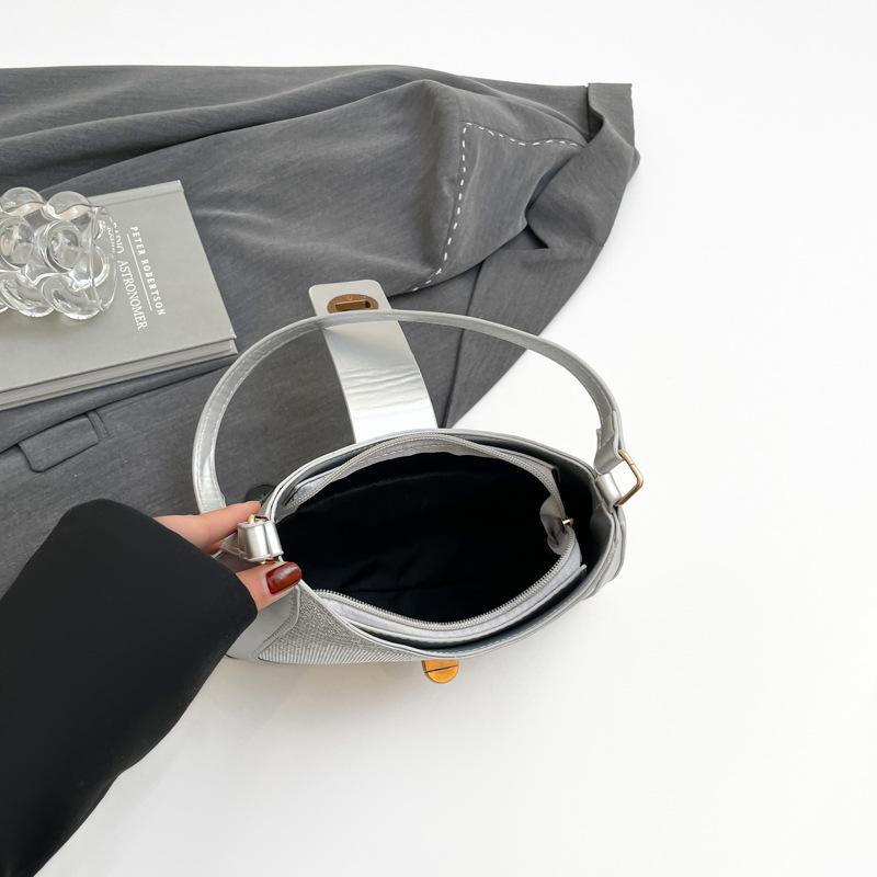 Premium Temperament, Foreign Style Tote Bag, Pressed Shell Handbag, New Bag, Shoulder Messenger Bag.