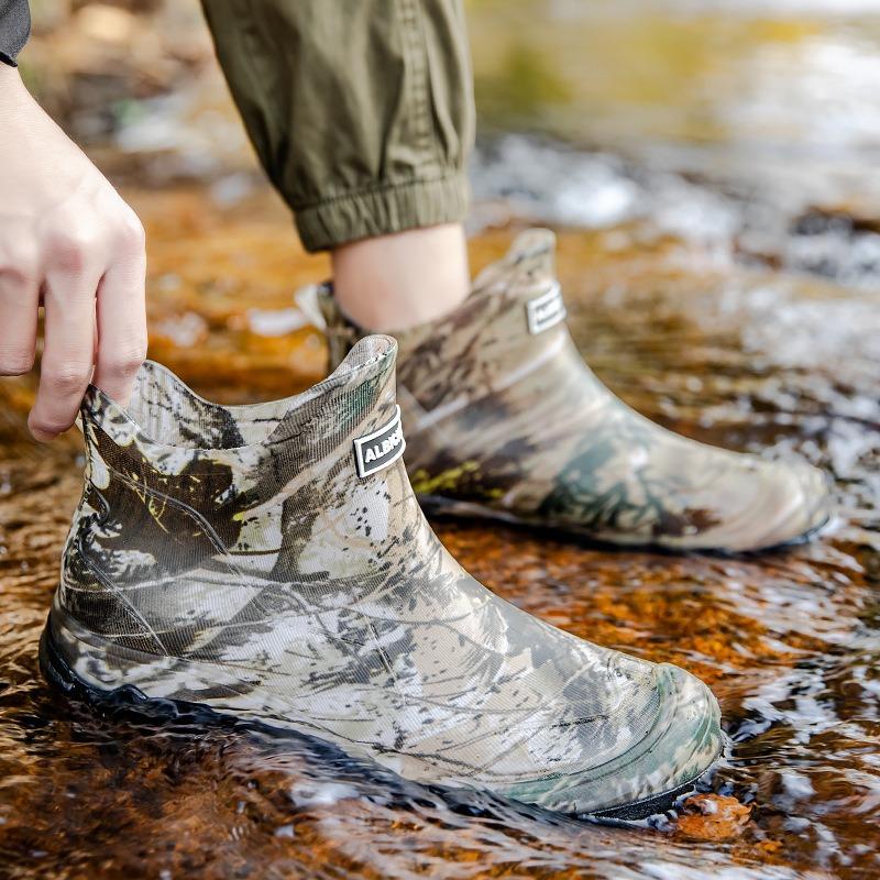 Short waterproof men's rubber shoes fashion camouflage army green rain boots outdoor stream seaside water shoes 39-48 rain shoes
