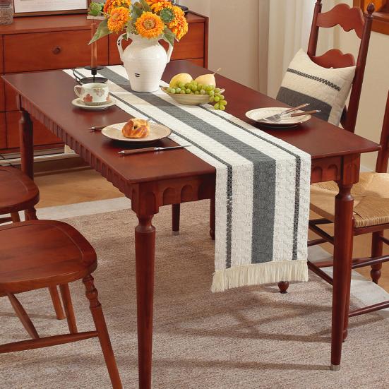 Nordic Style Table Runner Color Block Design Easy To Clean Table Flag with Tassel Christmas Dinner Table Accessory