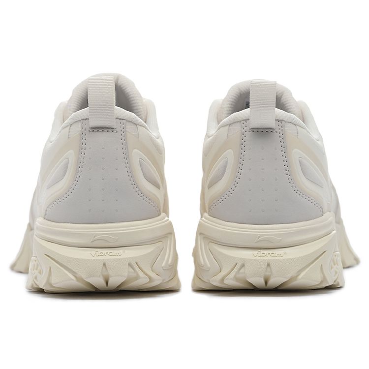Li-Ning Advanced Sports Series Fabric Leather Shock Absorbing Non-Slip Wear-Resistant Low-Top Sneakers Men Sneakers Beige ALFS015-1